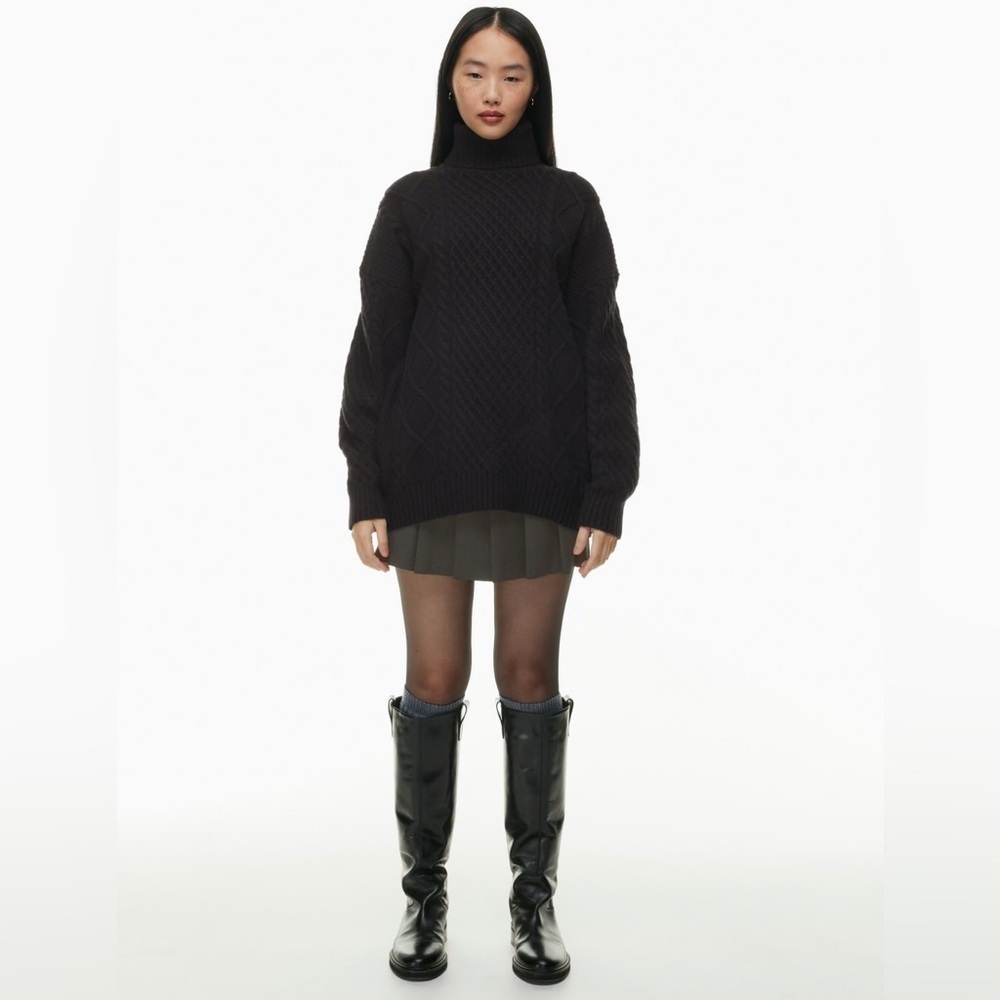 Aritzia Sunday Best Peggy Turtleneck Sweater